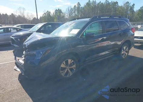 2025 Subaru Ascent Premium 7-Passenger z USA, uszkodzony, nr VIN 4S4WMADD9S3418457